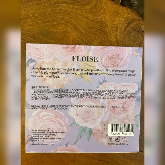 Eloise 3D Blush N Glow Palette - Picture 2 of 3